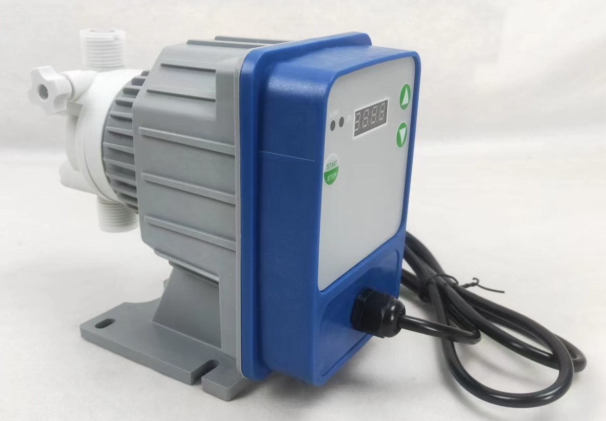 山东自助洗车机配比泵